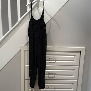 Alice + Olivia Glittery Black Attire
Great for holiday party